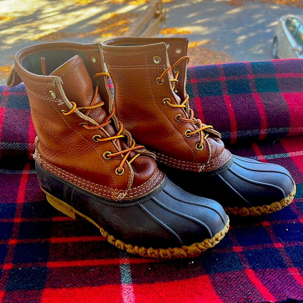 Classic Bean Boots, flannel lined - US made, size 6 women’s